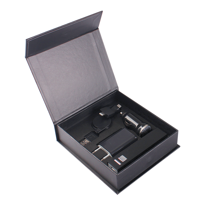 4 Piece Tech Set In Gift Box
